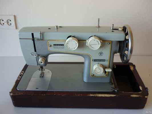Фото объявления: Электрическая швейная машина с приводом в Анжеро-Судженске