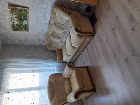 Фото объявления: Продаю диван и два кресла б/у в Давлеканово