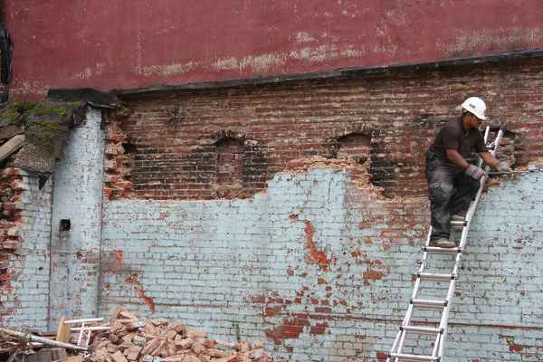 Фото объявления: Ремонт кирпичных фасадов. Восстановление кладки стен в Новосибирске