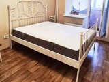 Кровать двухспальная с матрасом б/у